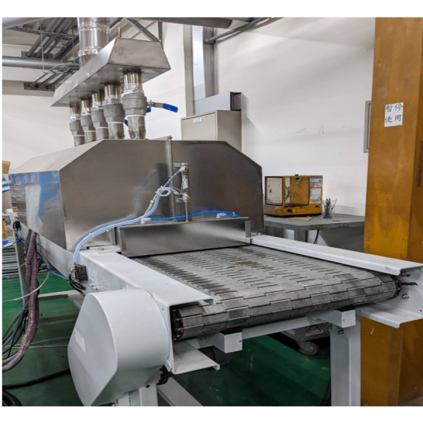 Medium-Low Temperature Microwave Tunnel Oven
